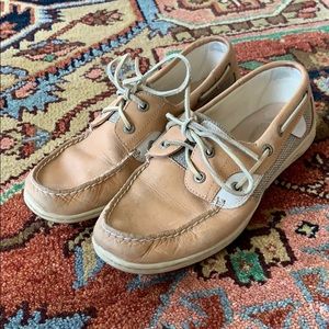 Women’s Sperry Topsiders